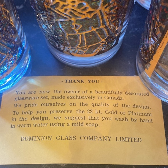 8 Vintage Dominion Glass Company  Gold Rimmed Glass Tumblers. Made in Canada - Picture 10 of 17